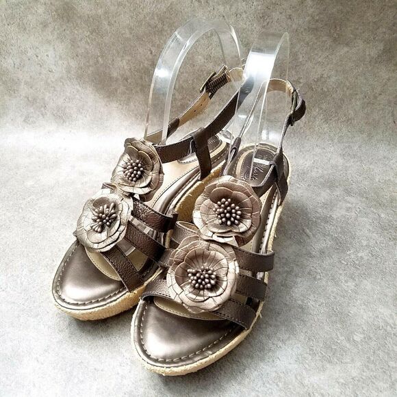 Strictly Comfort Womens F14617 Sz 6.5 M Brown Strappy 3.5" Wedge Sandals Flower - Picture 3 of 11